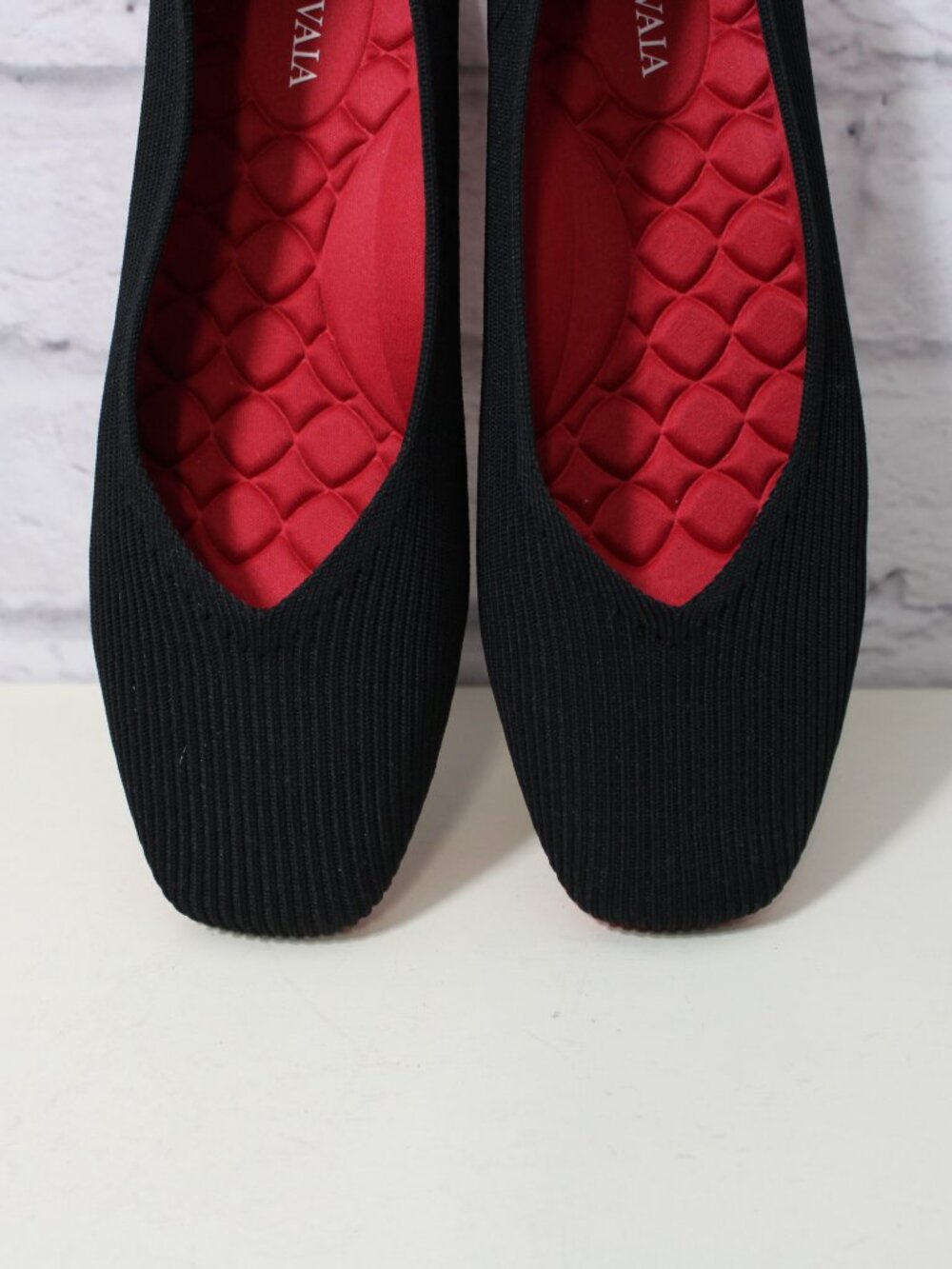 Vivaia Margot Red Black Square Toe V Cut Slip On Ballet Flats Size 41.5 - Picture 2 of 9